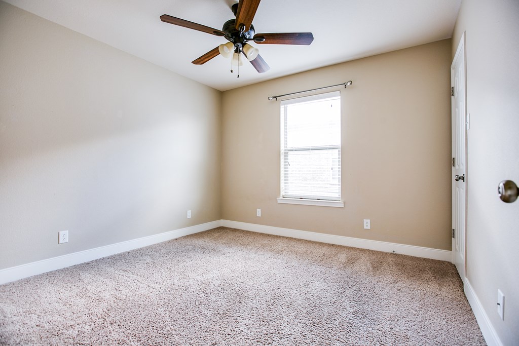 4149 Autumnwood Trail Property Photo 11