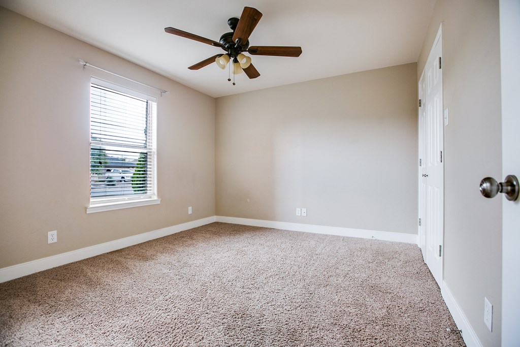 4149 Autumnwood Trail Property Photo 13