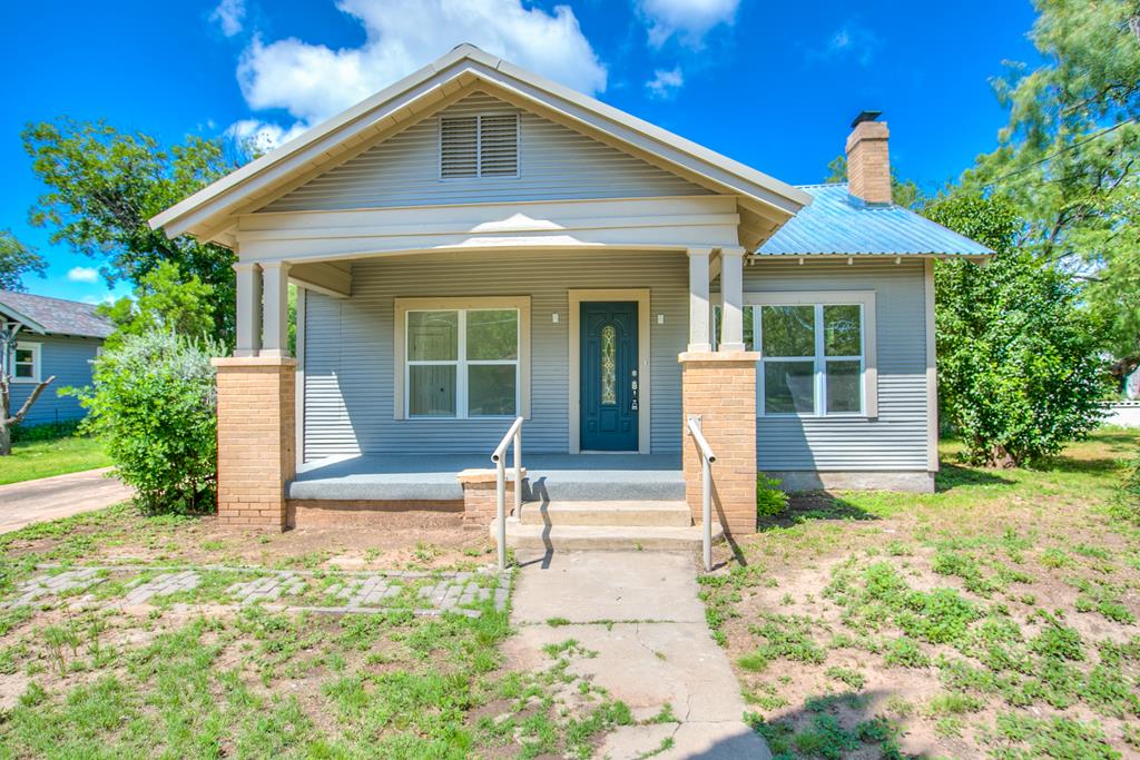 15 N Jackson St Property Photo 1
