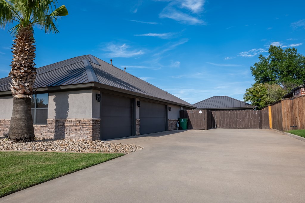 5514 Enclave Ct Property Photo 26