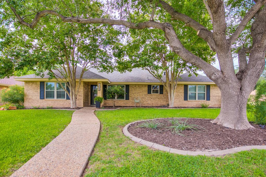 3205 Valleyview Blvd Property Photo 1
