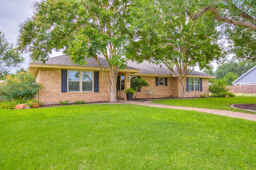 3205 Valleyview Blvd Property Photo 2