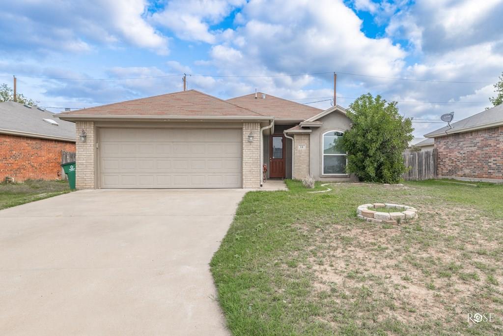 14 Amberwood Dr Property Photo 1