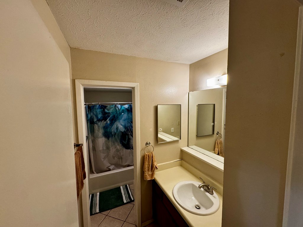 130 W Riverside Ave Property Photo 10
