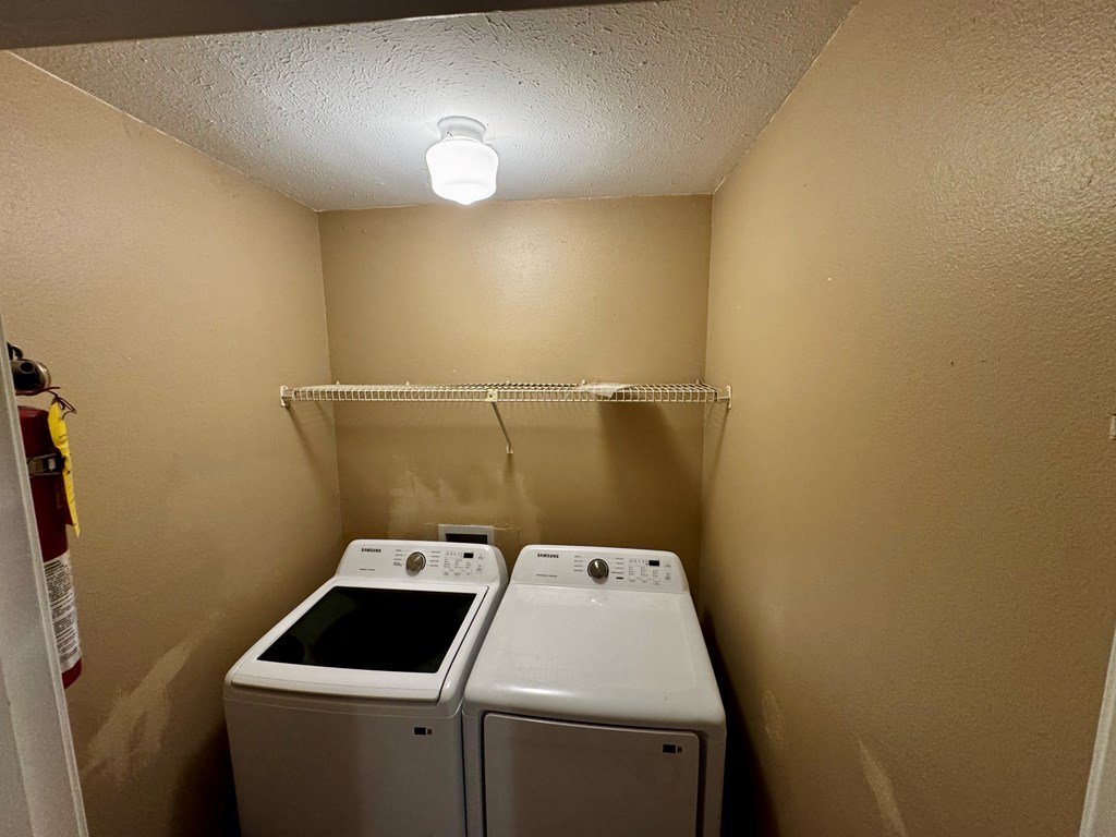 130 W Riverside Ave Property Photo 21