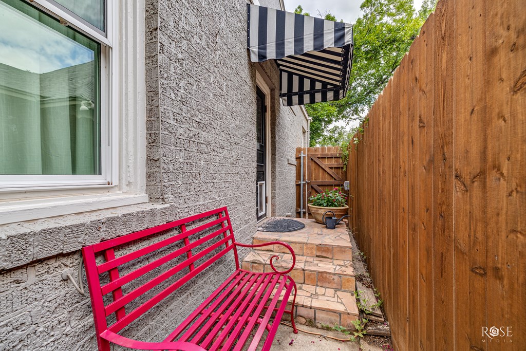 1410 Mackenzie St Property Photo 27