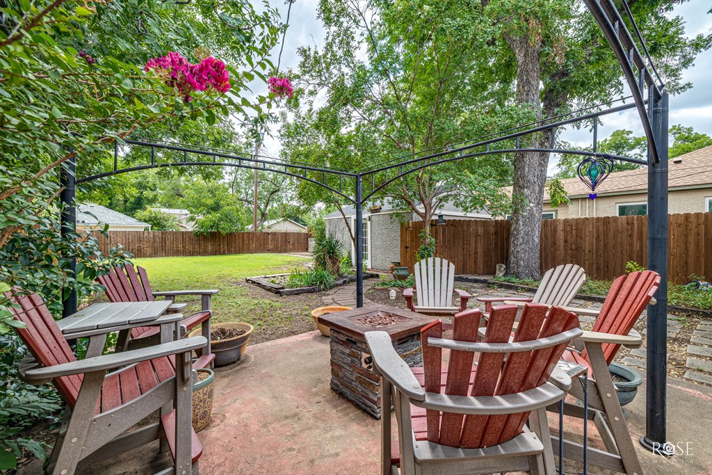 1410 Mackenzie St Property Photo 28
