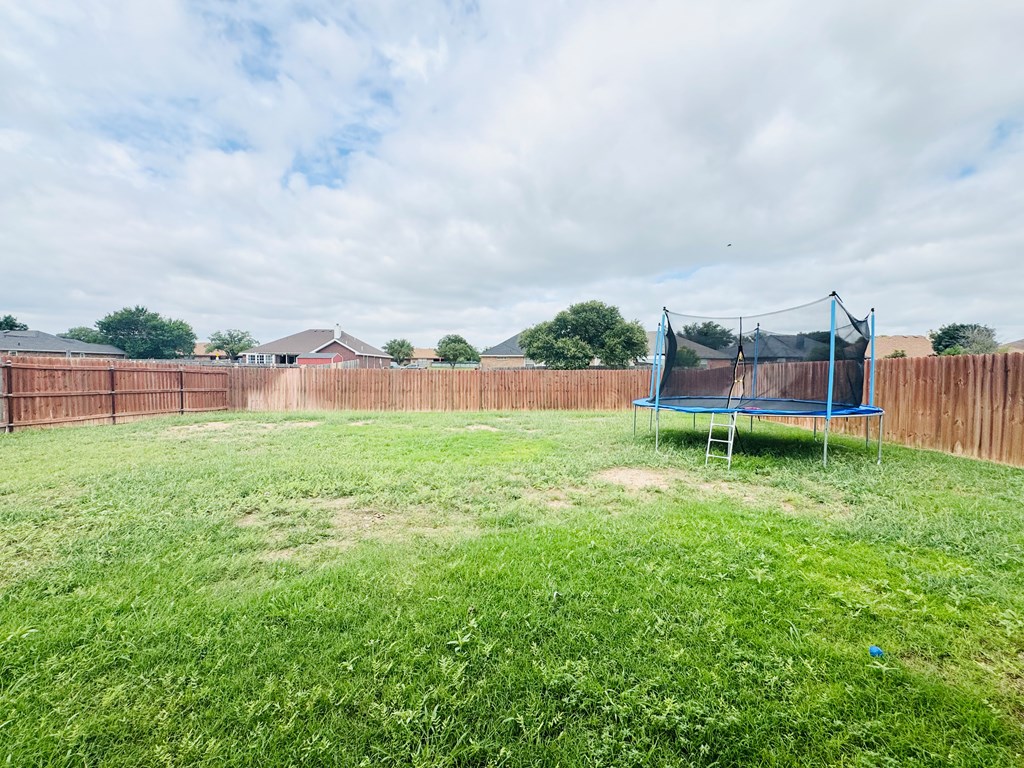 1905 Chesney Lane Property Photo 7