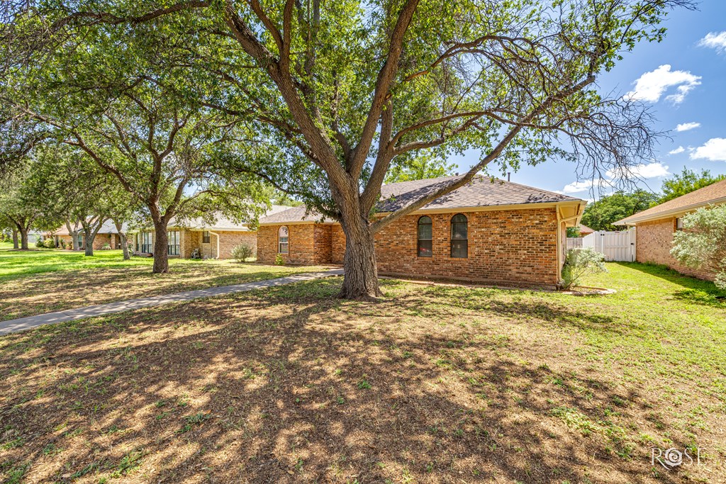 3513 Ridgecrest Lane Property Photo 4