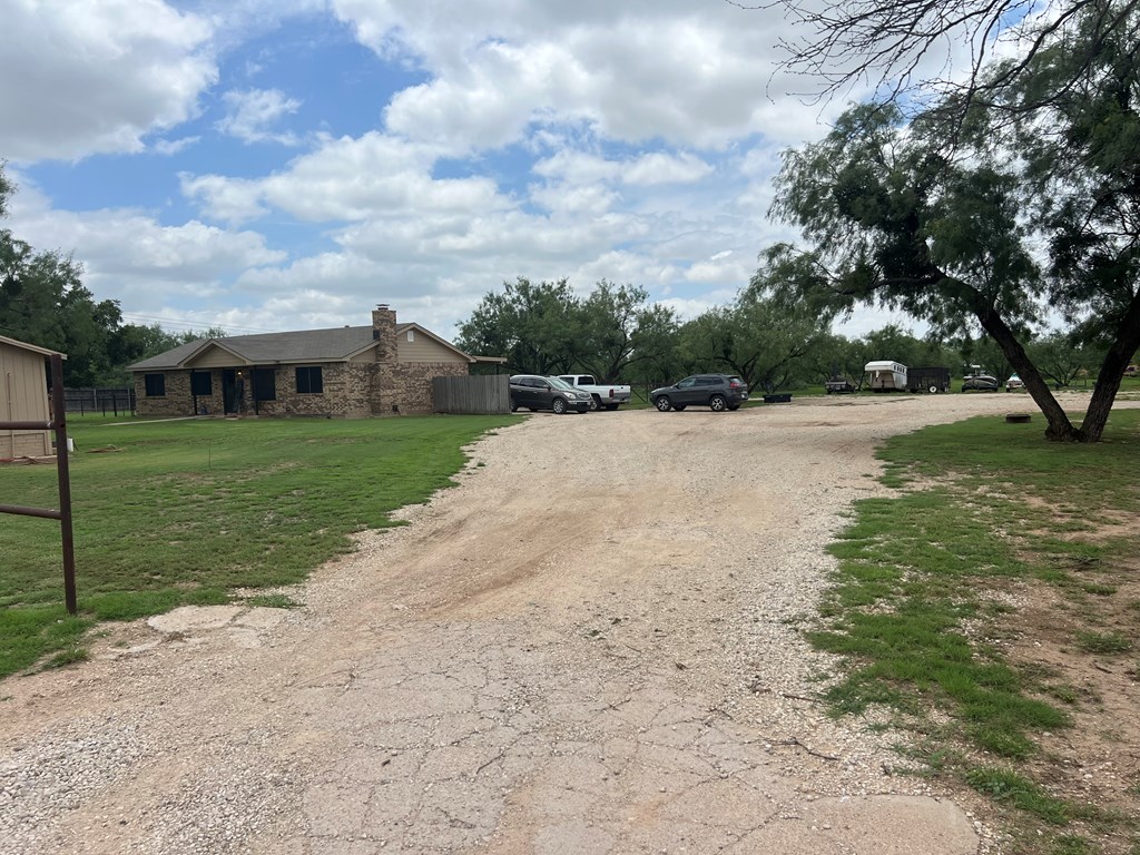 7809 Alma Jo Dr Property Photo 4