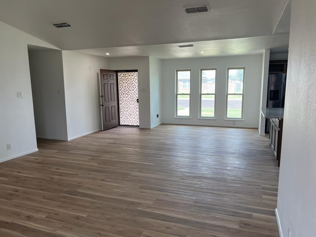 1008 Pine Property Photo 10