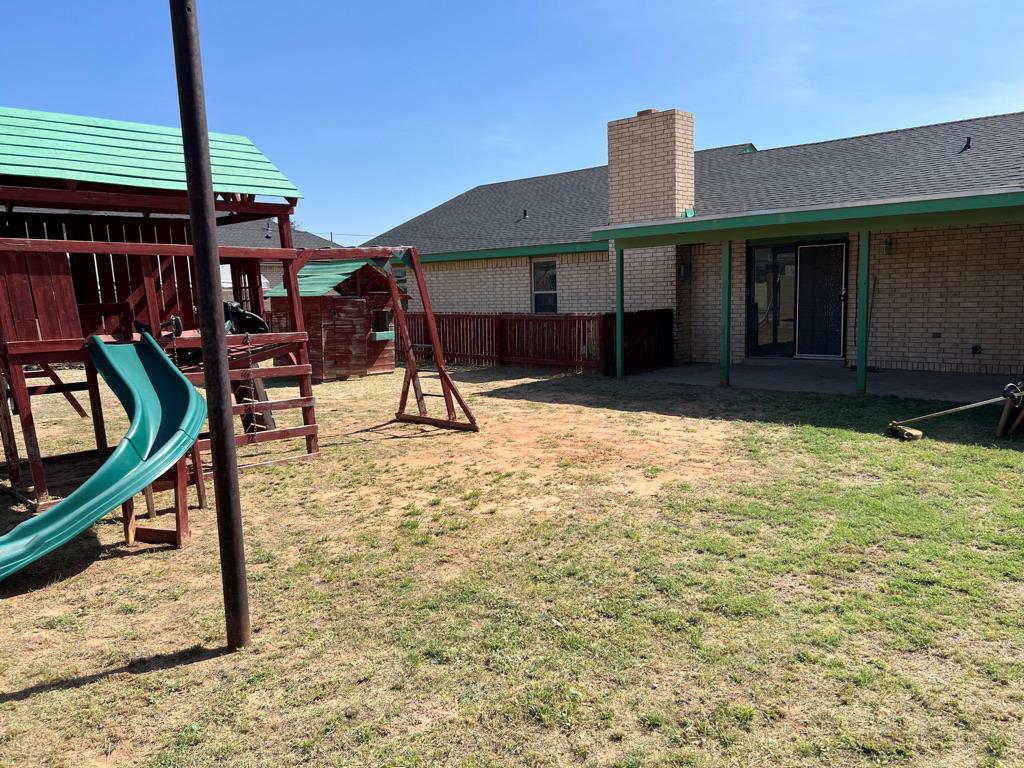 1008 Pine Property Photo 27