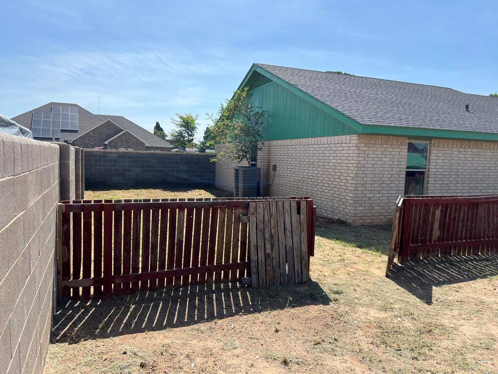 1008 Pine Property Photo 29