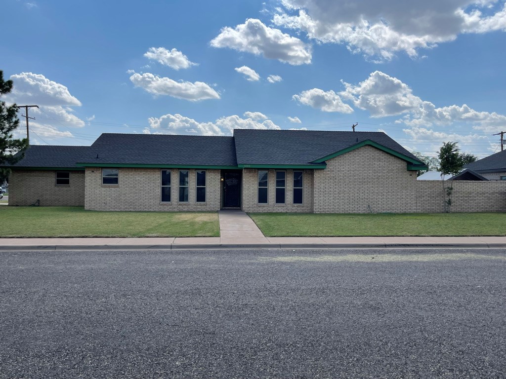 1008 Pine Property Photo 35