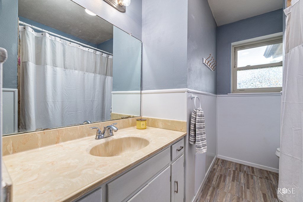 2306 Brown St Property Photo 15