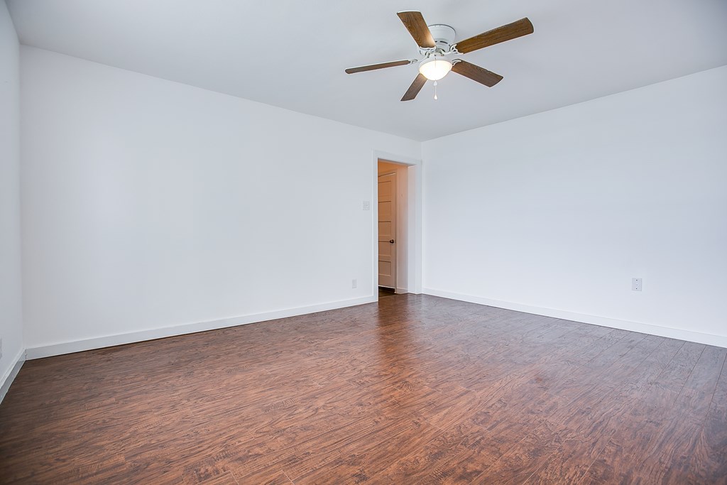 4052 Arden Rd Property Photo 6