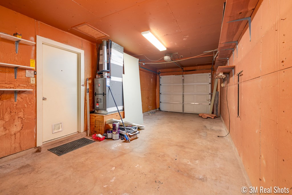 130 E Riverside Ave Property Photo 18