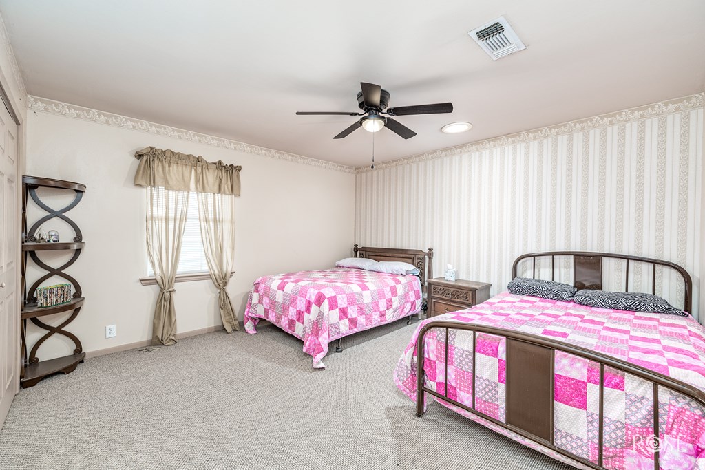 10934 Glass Rd Property Photo 16