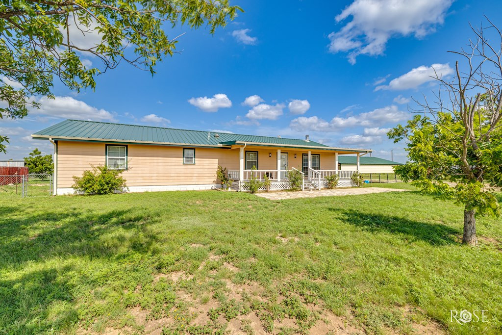 10934 Glass Road Property Photo 3