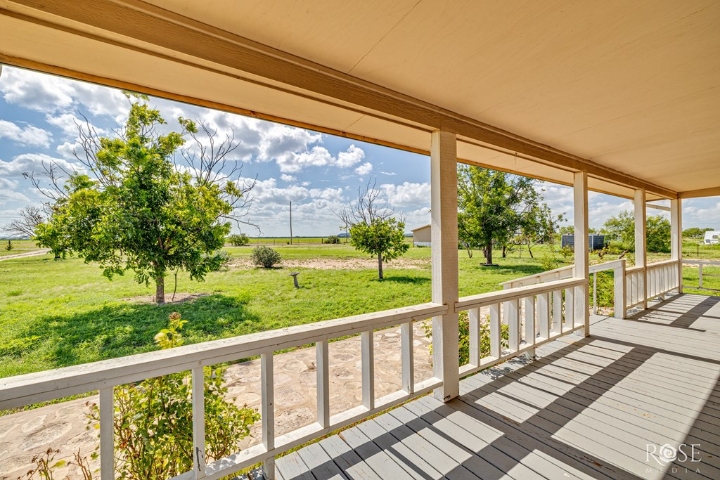 10934 Glass Road Property Photo 4