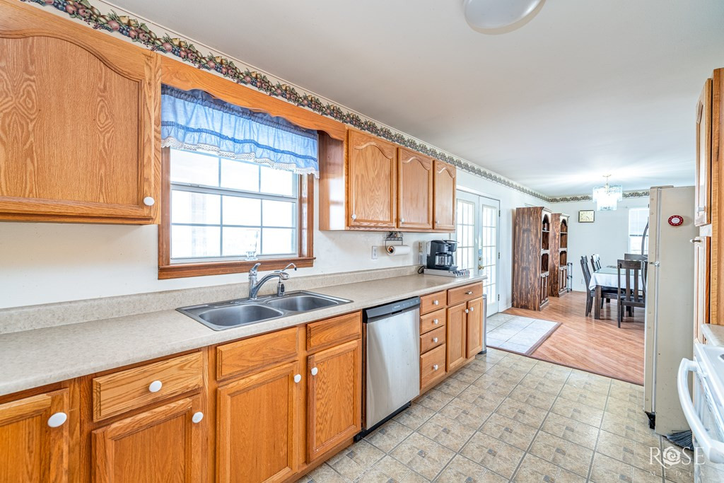 10934 Glass Road Property Photo 11