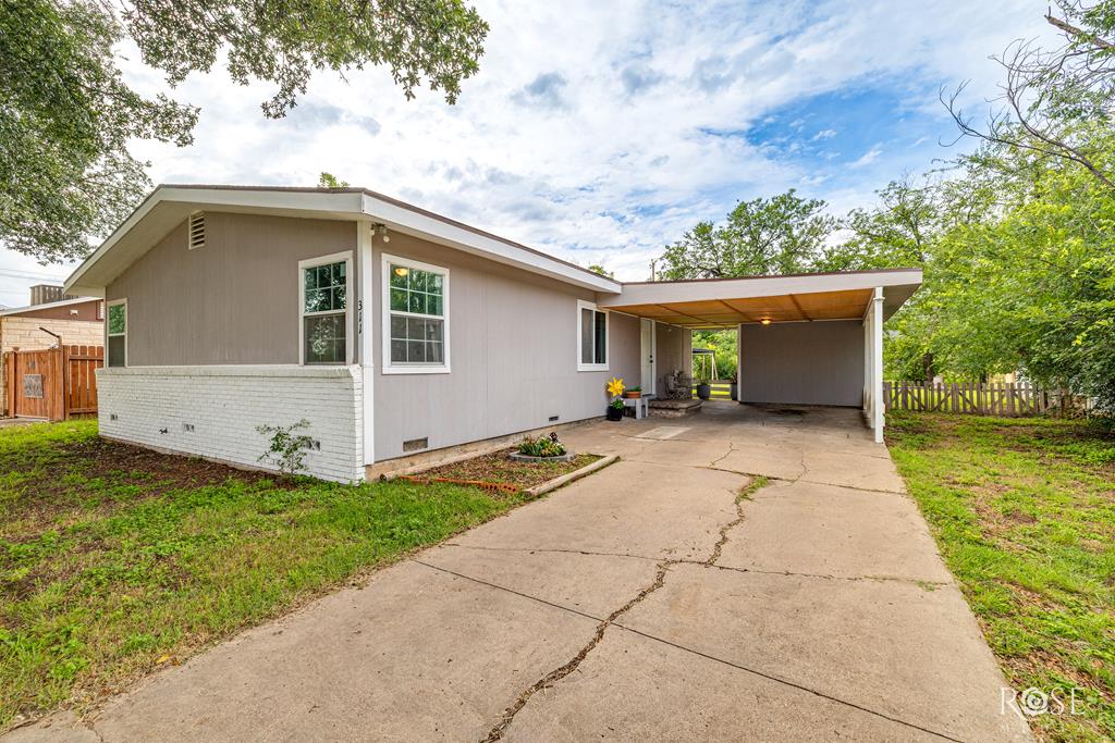 311 Glenmore Drive Property Photo 1