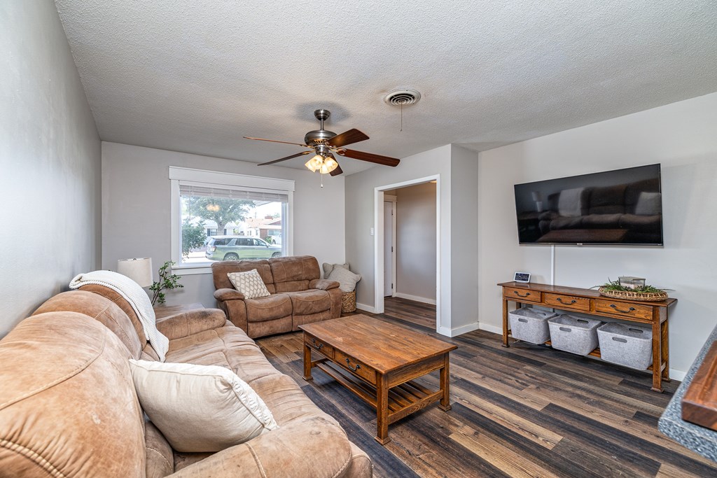 3207 Cornell Property Photo 11