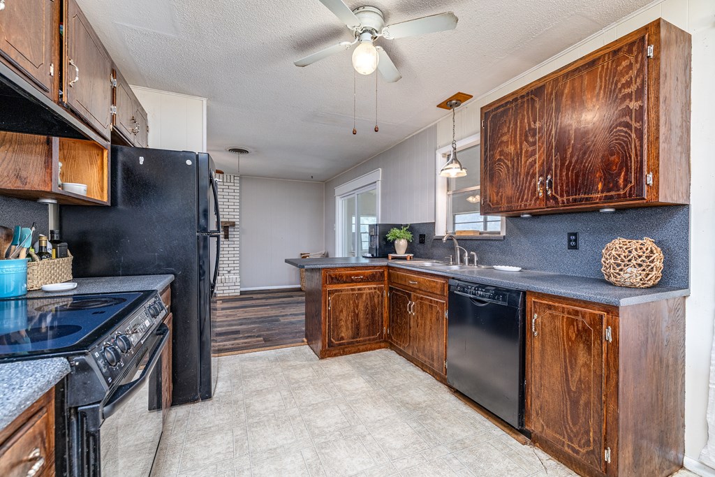 3207 Cornell Property Photo 13