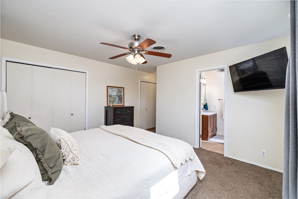3207 Cornell Property Photo 19