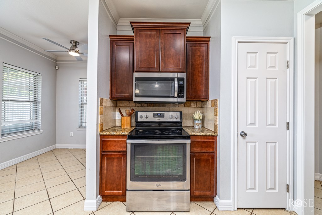 4229 Goodnight Trail Property Photo 9