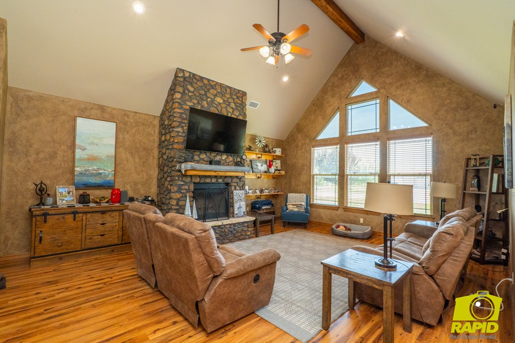 8486 Bison Trail Property Photo 6