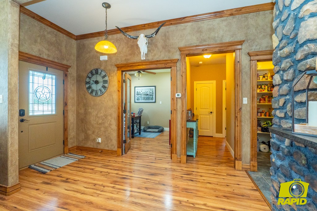 8486 Bison Trail Property Photo 8