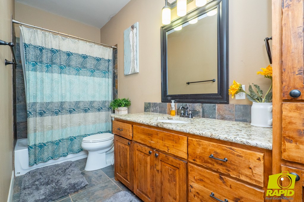 8486 Bison Trail Property Photo 27