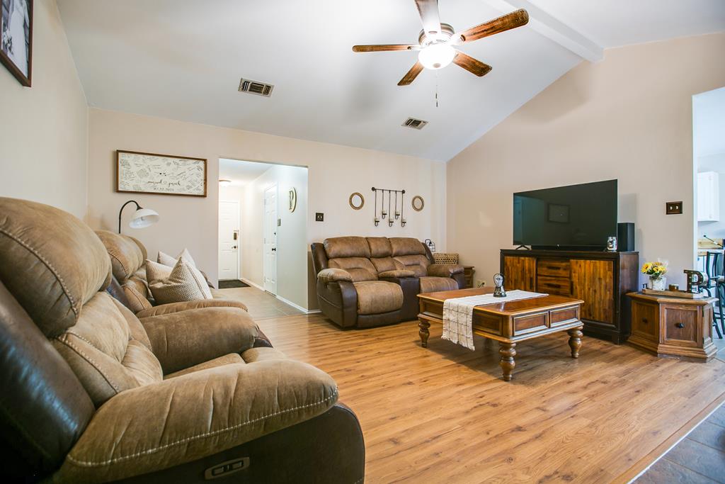 2517 Mcgill Blvd Property Photo 8