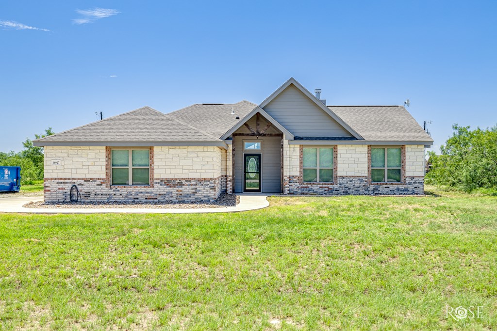 16927 Riata Trail Property Photo 2