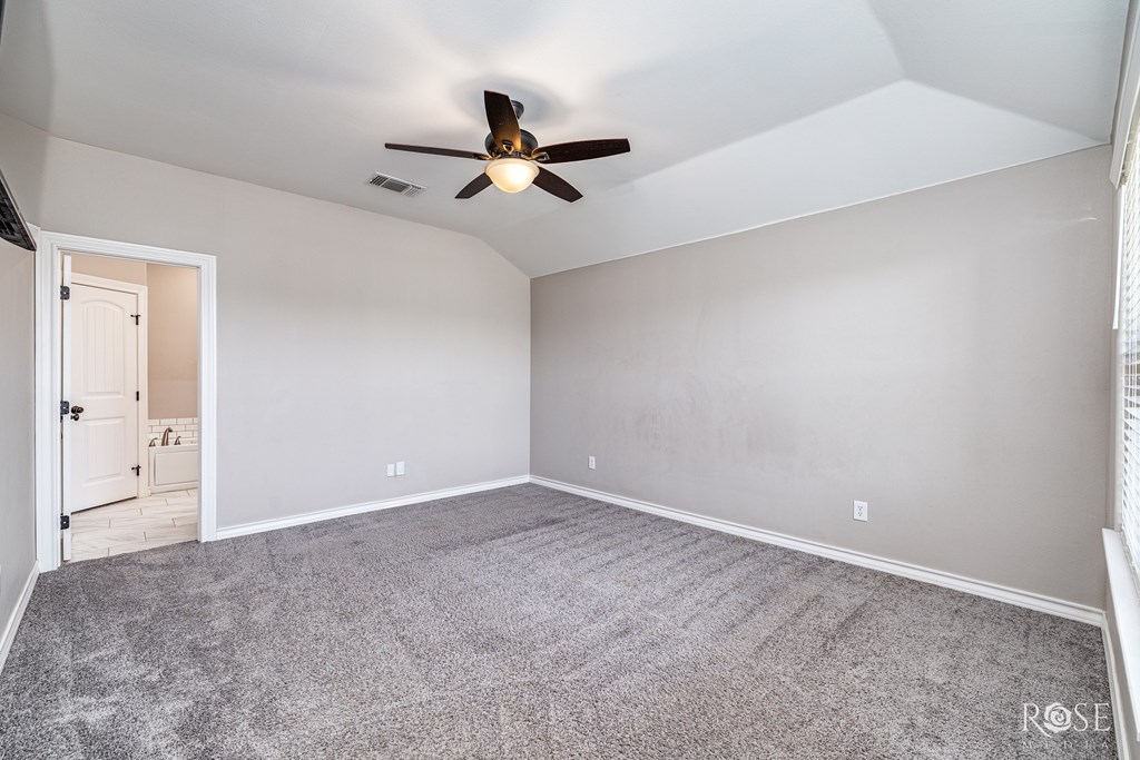 16927 Riata Trail Property Photo 14
