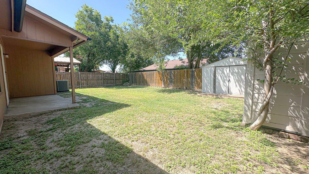 1242 Tres Rios Dr Property Photo 24