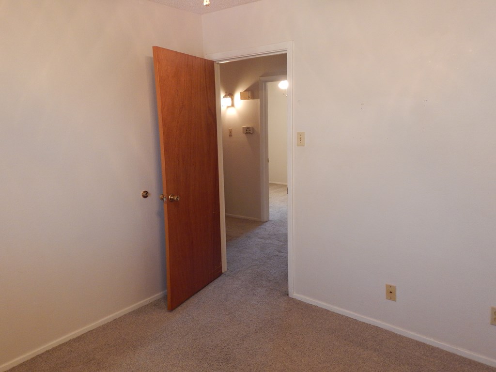 822 Stonewall Dr Property Photo 5