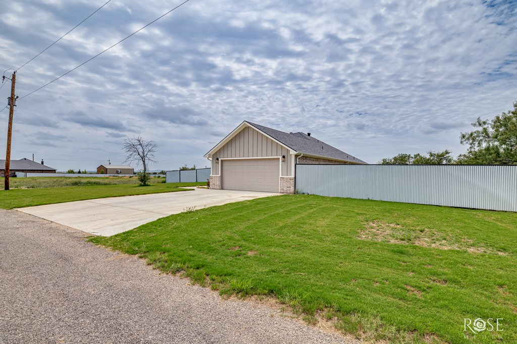 17643 Mccrary Property Photo 5