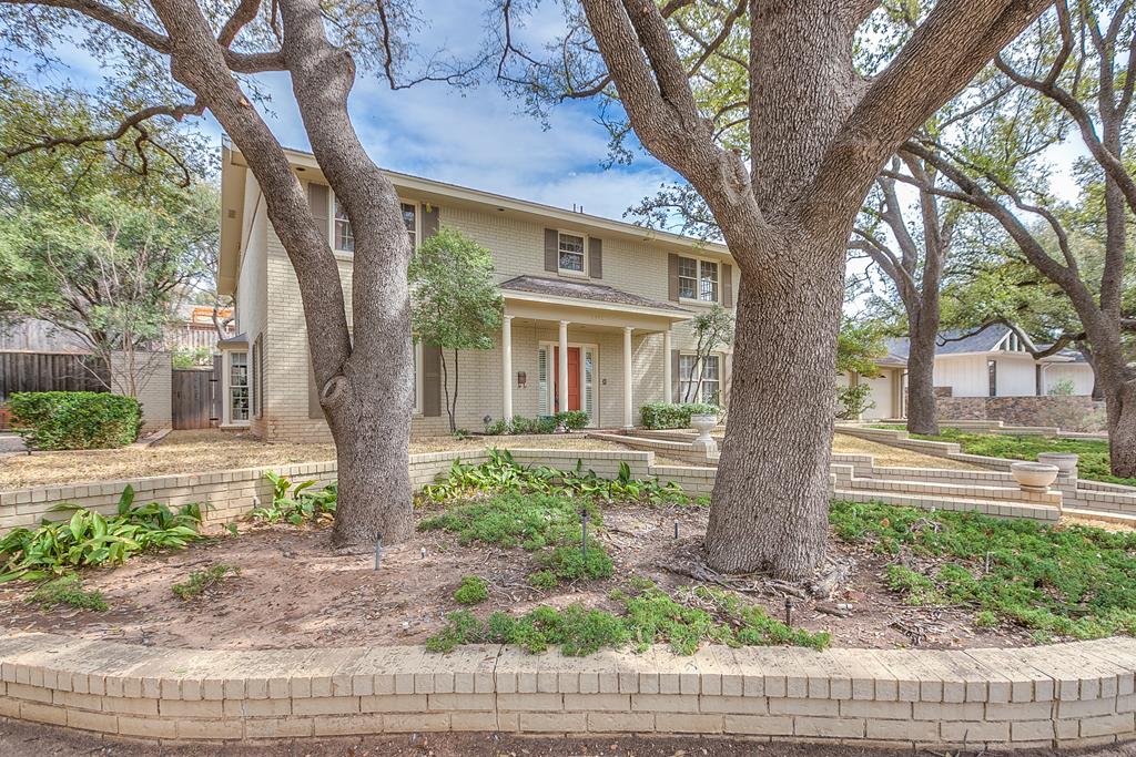 2332 Sul Ross St Property Photo 3