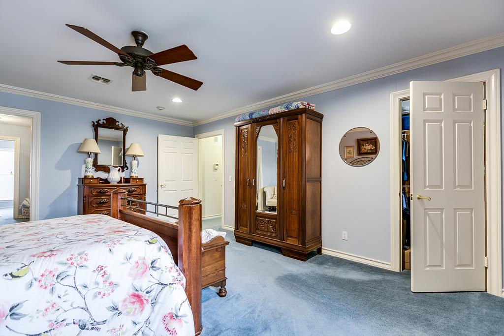 2332 Sul Ross St Property Photo 33