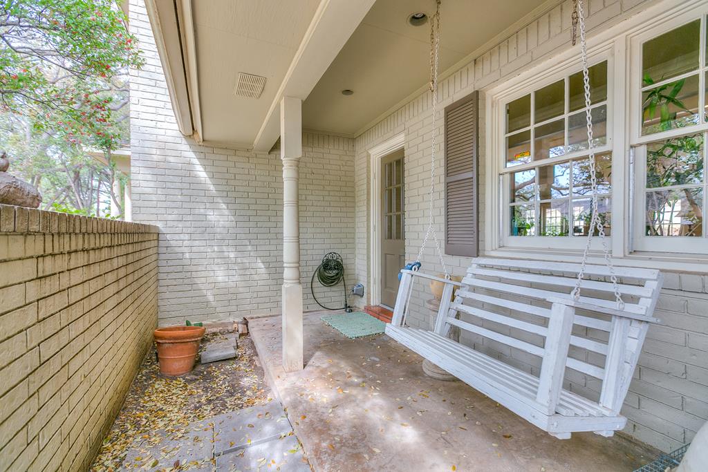 2332 Sul Ross St Property Photo 38