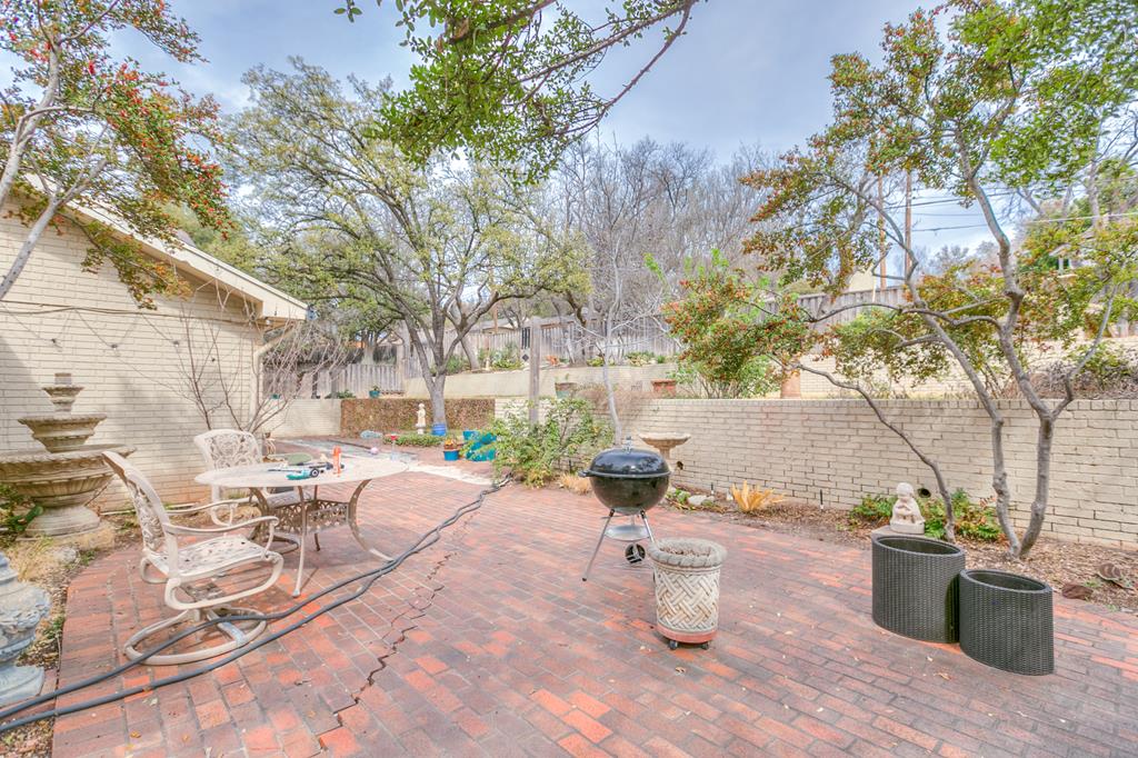 2332 Sul Ross St Property Photo 39