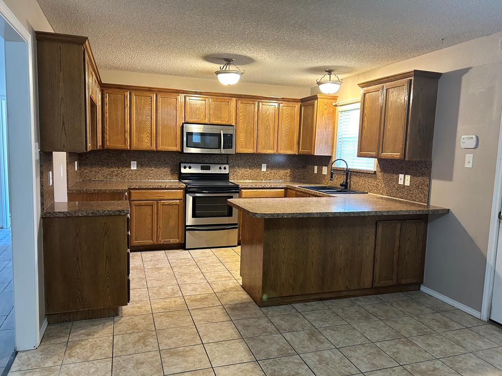 1102 Gordon Blvd Property Photo 4
