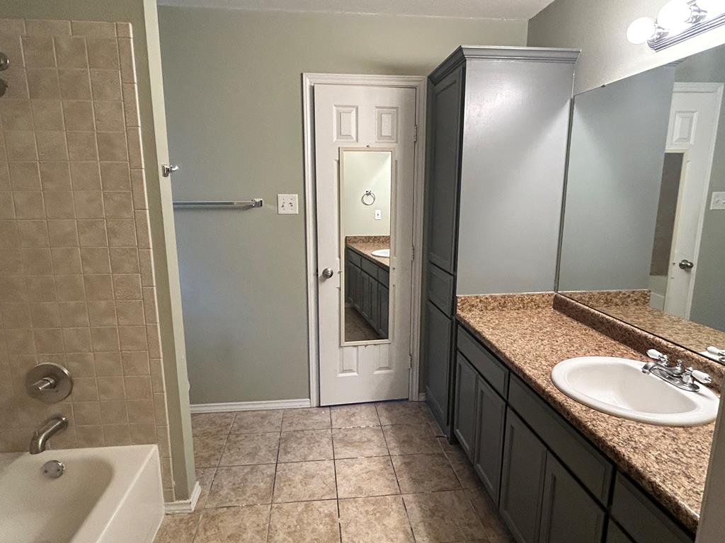 1102 Gordon Blvd Property Photo 8