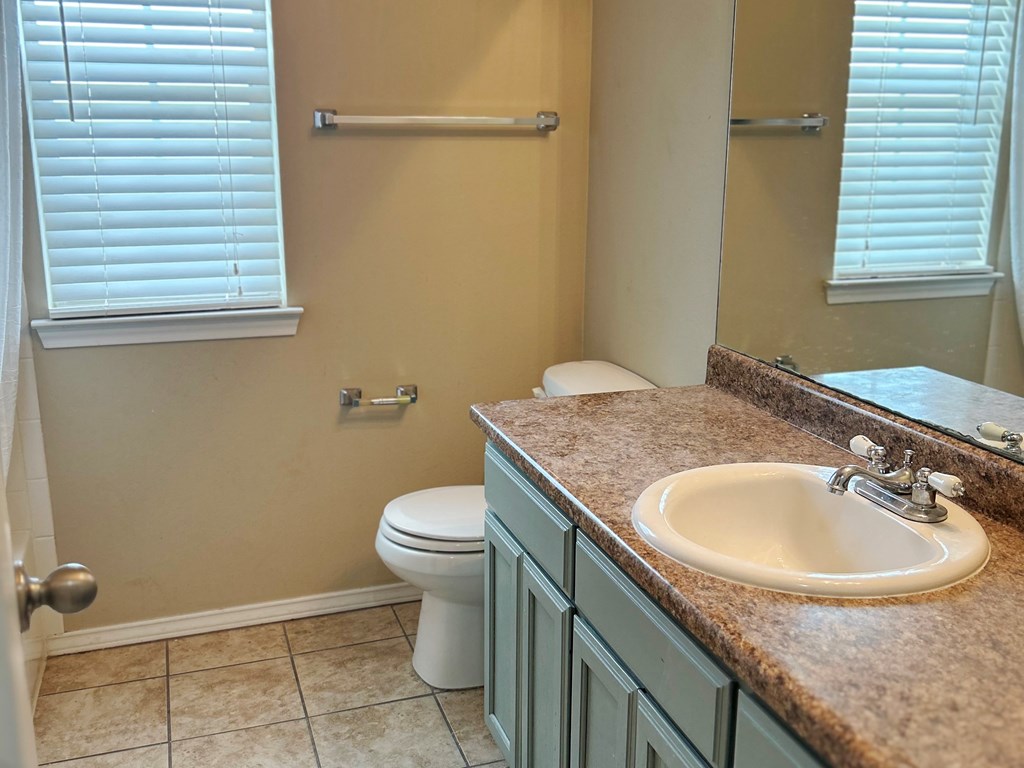 1102 Gordon Blvd Property Photo 11