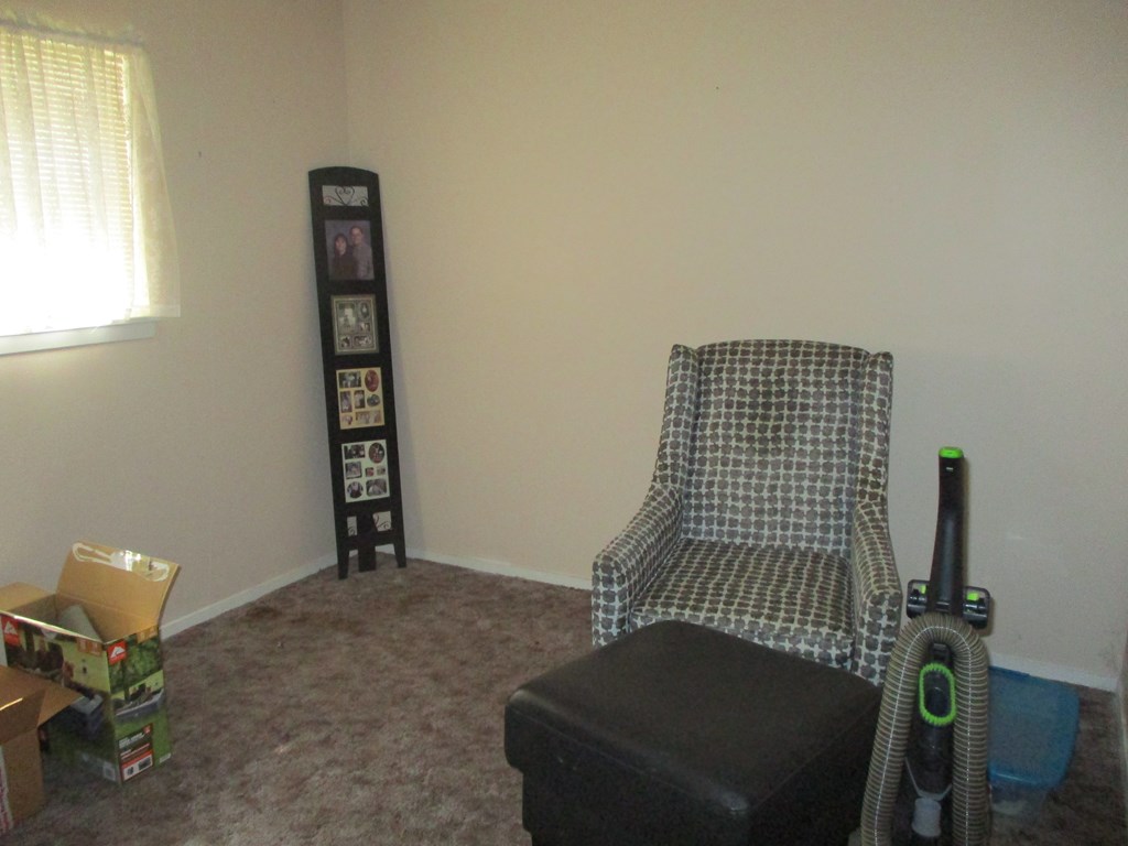 1709 Dove Creek Dr Property Photo 6