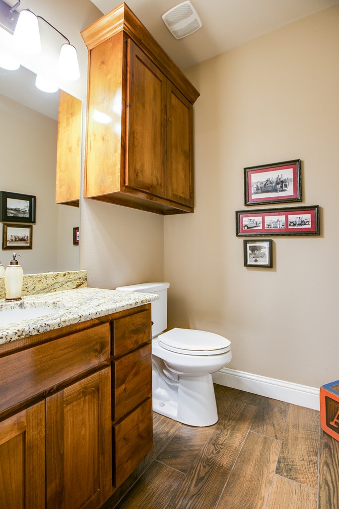 2033 Silver Creek Court Property Photo 26