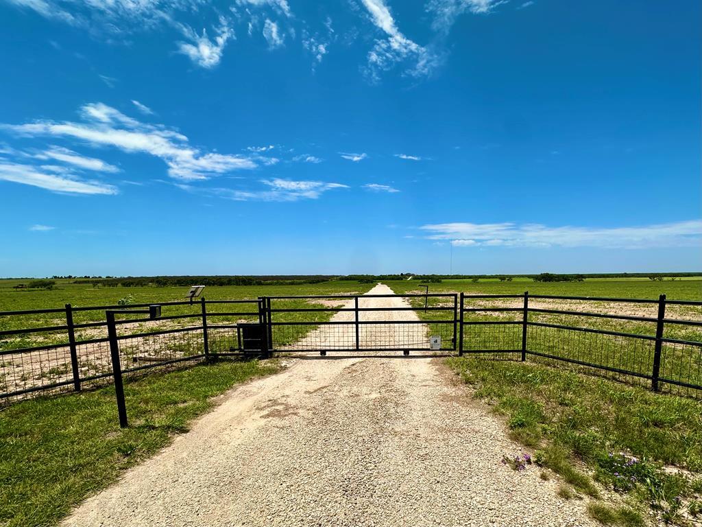 15901 Fm 2402 Property Photo 2