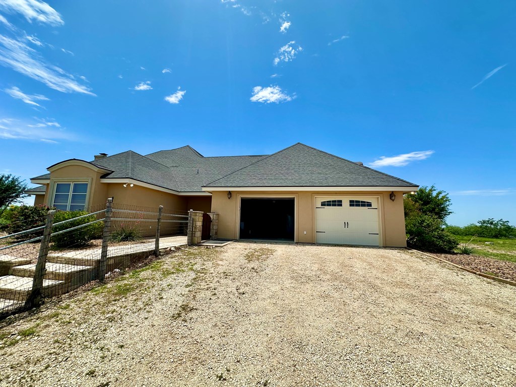 15901 Fm 2402 Property Photo 5